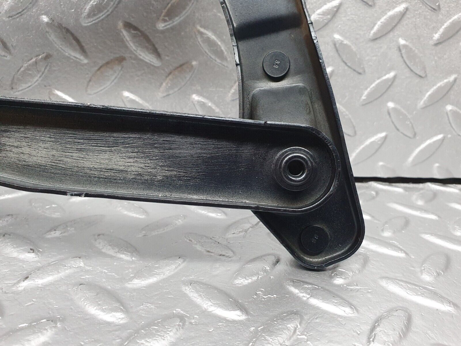 41873 Mercedes-Benz W202 C200 Bonnet Hinge Right Side 2028800228