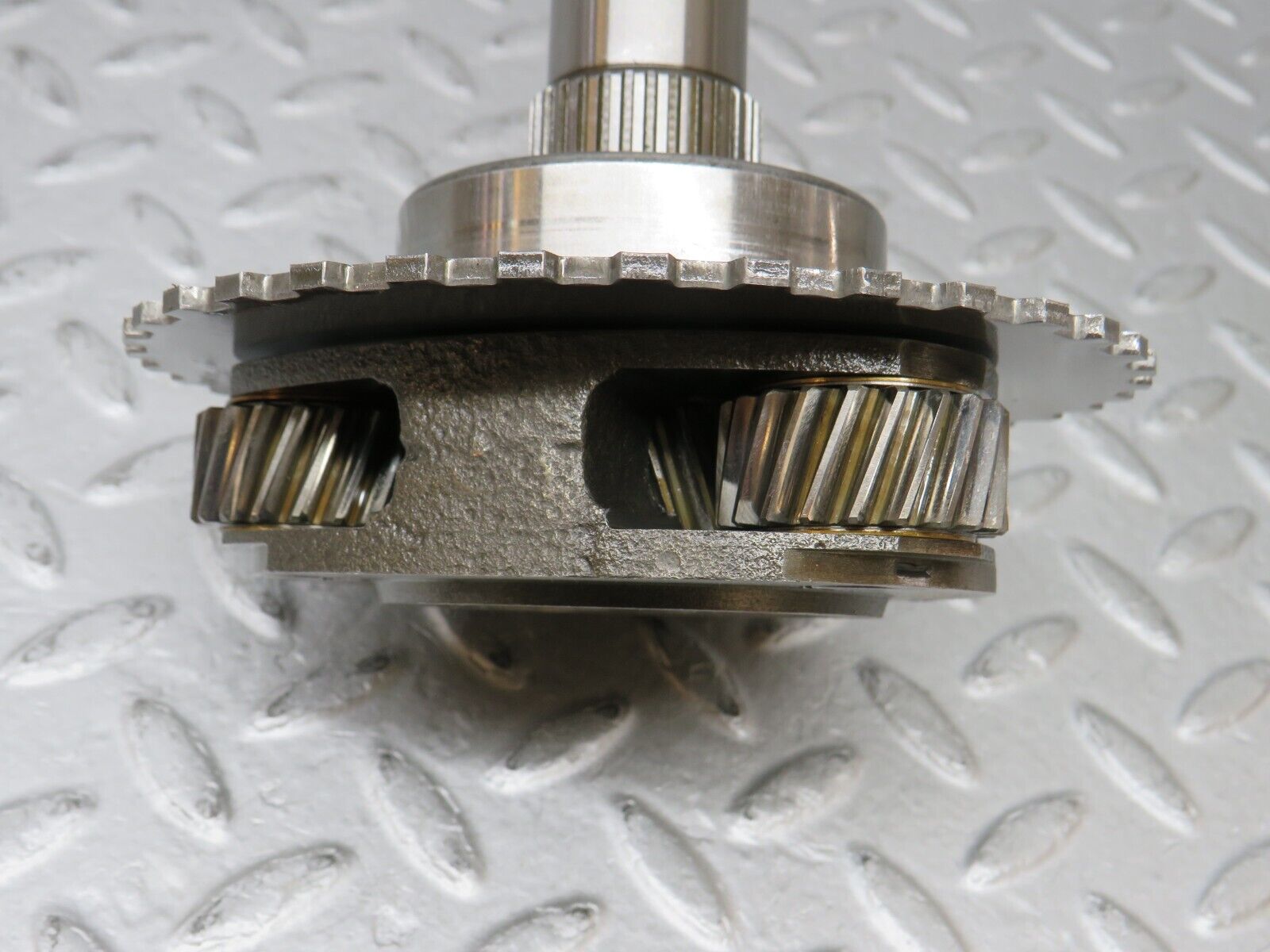 36441 Mercedes-Benz R107 450SL Automatic Gearbox Input Shaft