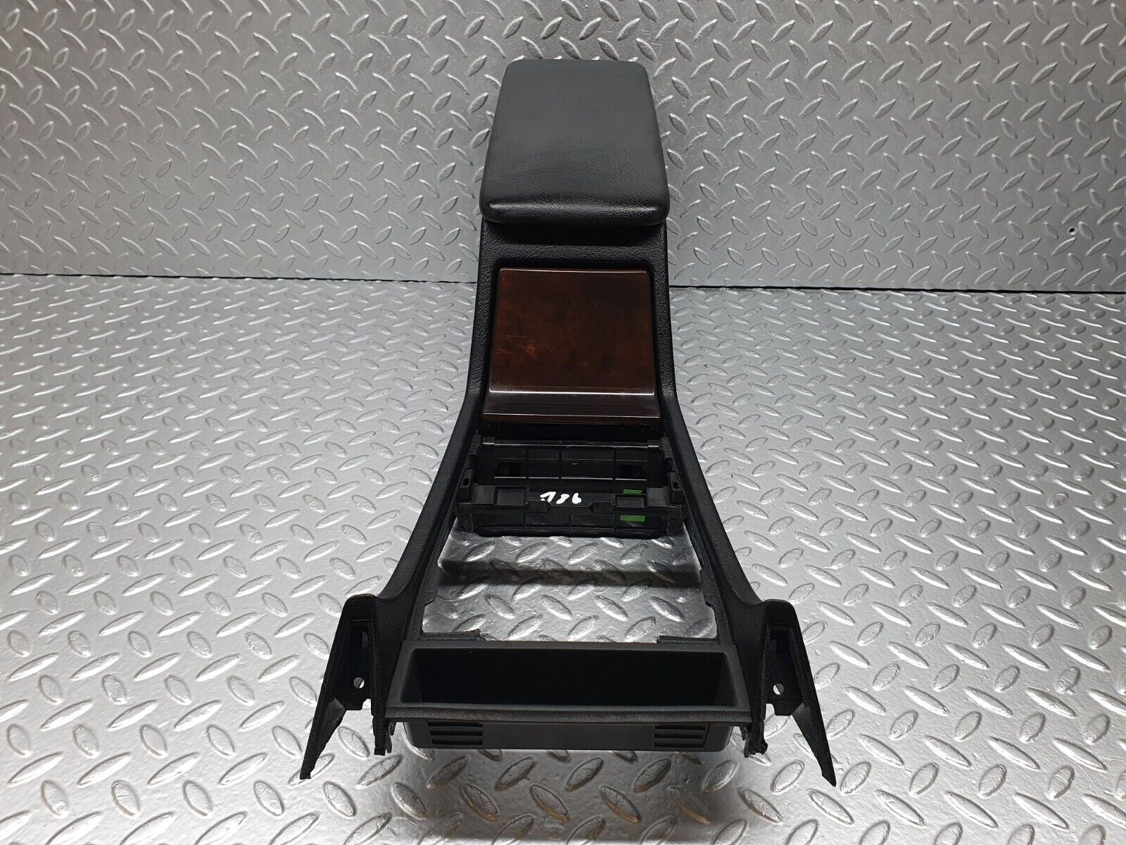 41966 Mercedes-Benz W202 C200 Centre Console Armrest Black 2026801279