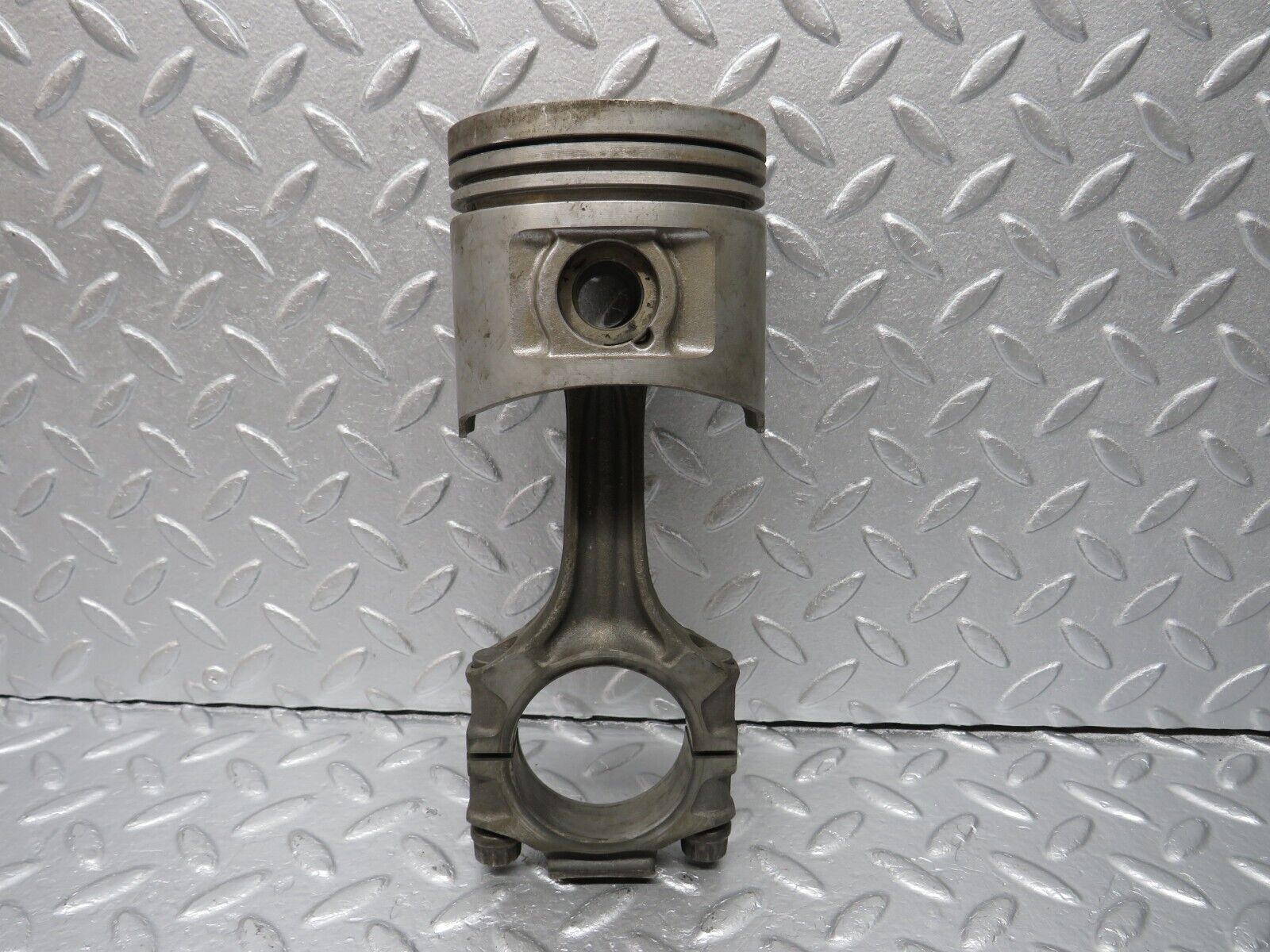 40023 Mercedes-Benz R107 350SL Piston With Connecting Rod 92.00mm
