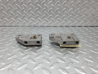 43582 Mercedes-Benz C126 380SEC Coupe Door Window Guide Bracket 1267250332