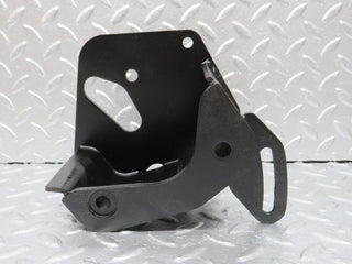 32983 Mercedes-Benz C107 R107 350 V8 Power Steering Pump Bracket