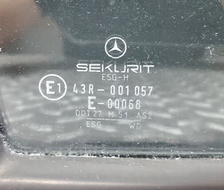 44370 Mercedes-Benz W123 280E Rear Left Quarter Window Glass 1237350124
