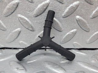 45450 Mercedes-Benz 280E M110.988 Vacuum Distributor Pipe Hose