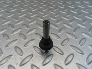 R107 SL fuel injector used OEM