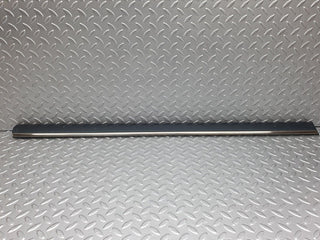 41805 Mercedes-Benz W202 C200 Front Left Door Centre Moulding Trim 2026909362