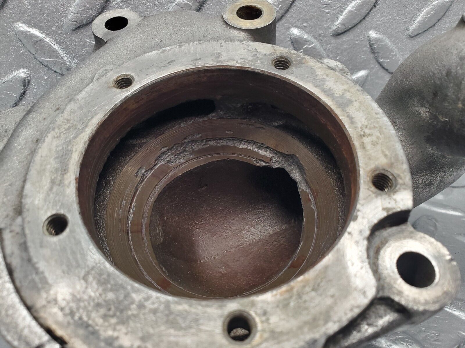 46593 Mercedes-Benz C123 280CE Coupe Water Pump Housing 1102010701