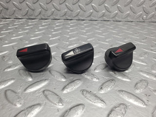 W123 heater control knob set used OEM