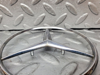 45850 Mercedes-Benz W126 420SE Trunk Lid Badge Emblem 1267580158