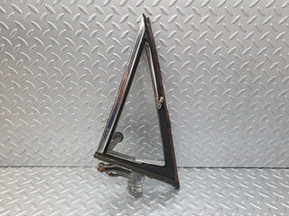 43225 Mercedes-Benz W108 280SE Front Right Quarter Window