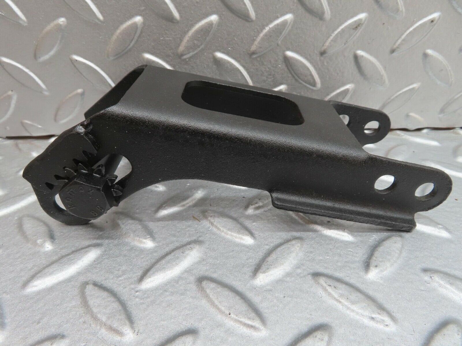 13716 Mercedes-Benz R107 450SL Alternator Generator Bracket