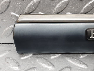 41802 Mercedes-Benz W202 C200 Front Right Fender Wing Centre Moulding 2026909262