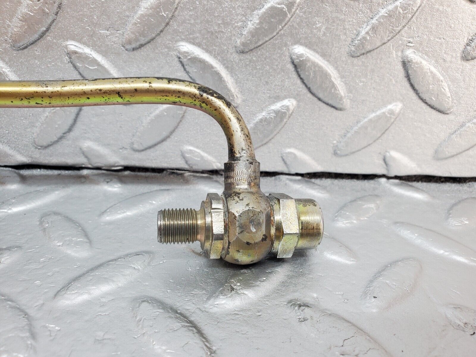 45221 Mercedes-Benz R129 300SL Coupe Fuel Line Pipe