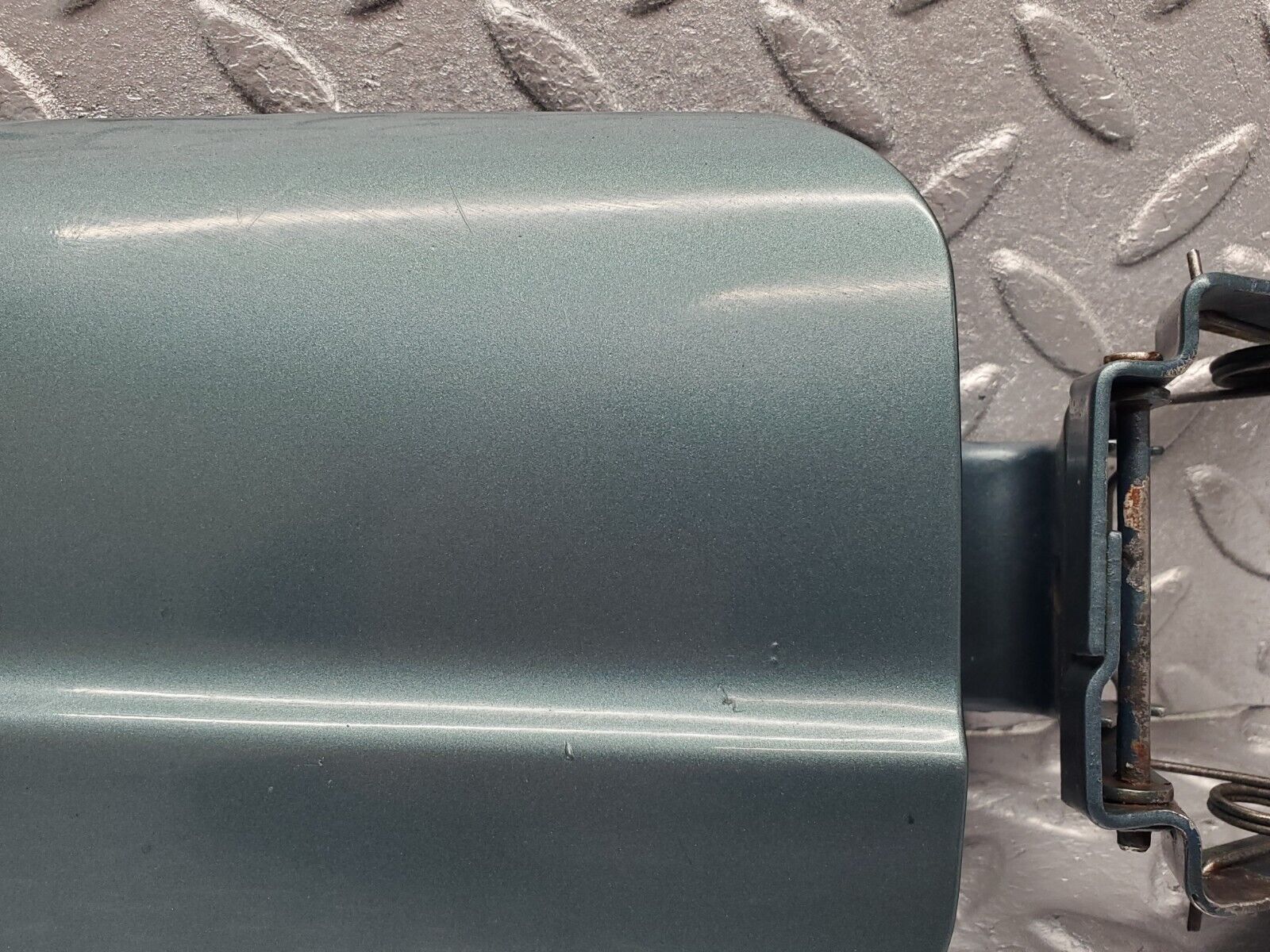 46482 Mercedes-Benz C123 280CE Coupe Fuel Tank Flap Cap 1235840039