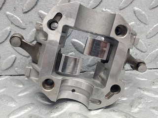 W124 rocker arms camshaft bearing block used OEM