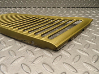 11815 Mercedes-Benz R107 450SL Air Intake Grill Left Side