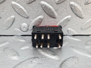 44112 Mercedes-Benz C123 230CE Coupe Hazard Warning Light Switch 0008209010