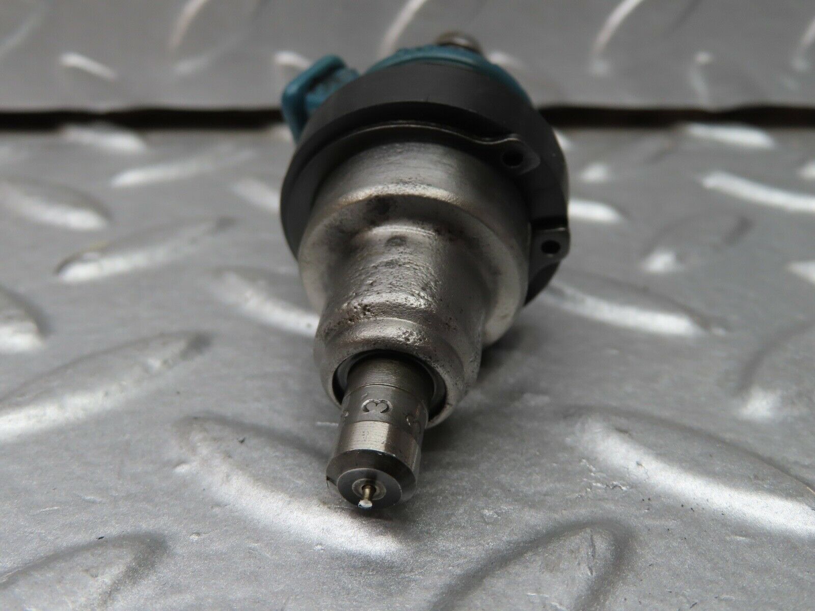 20690 Mercedes-Benz R107 450SL Fuel Injector Bosch 0280150036