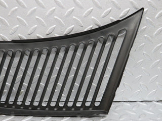 40080 Mercedes-Benz R107 350SL Air Intake Grill Right Side