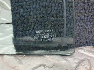43061 Mercedes-Benz R107 Hardtop Quarter Window Glass Left Side