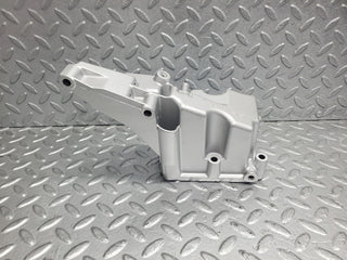 W124 Wagon engine mount gearbox bracket used OEM