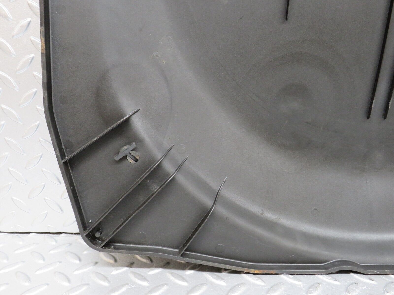 36230 Mercedes-Benz R107 280SL Spare Wheel Cover 1076930033 1236930014