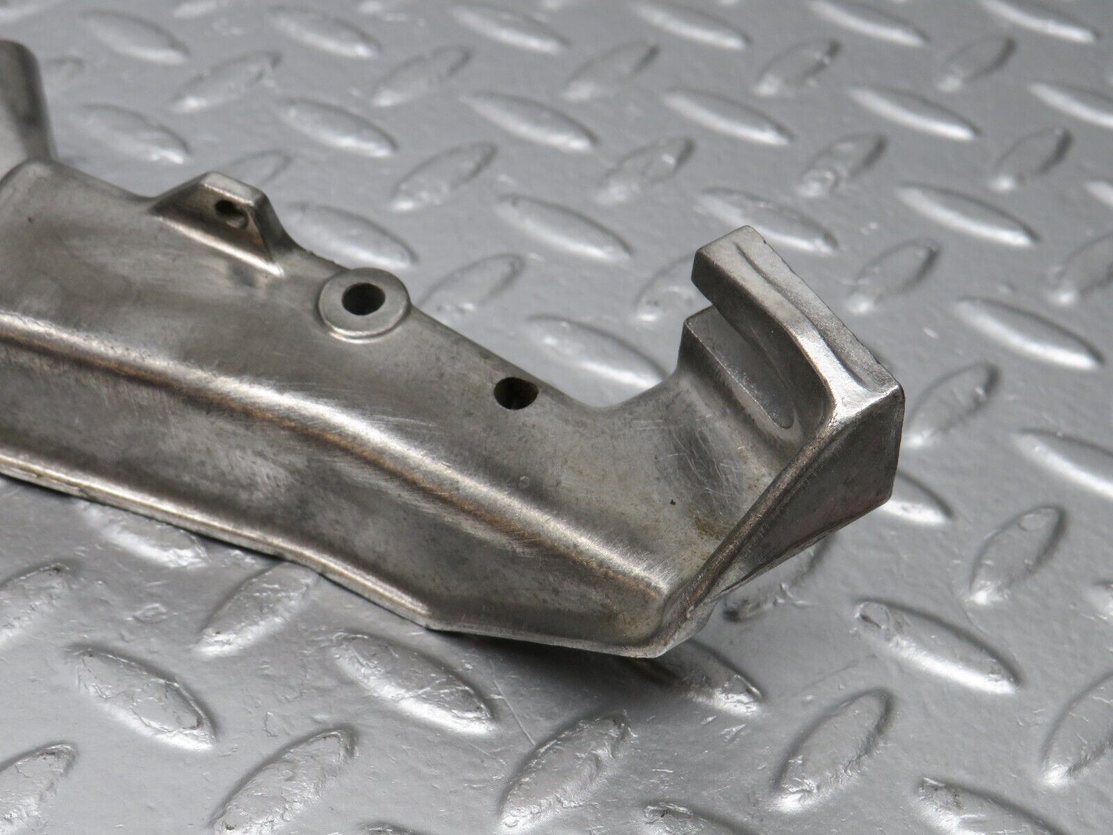 39891 Mercedes-Benz R107 350SL Brake Pedal Bracket 1072941101