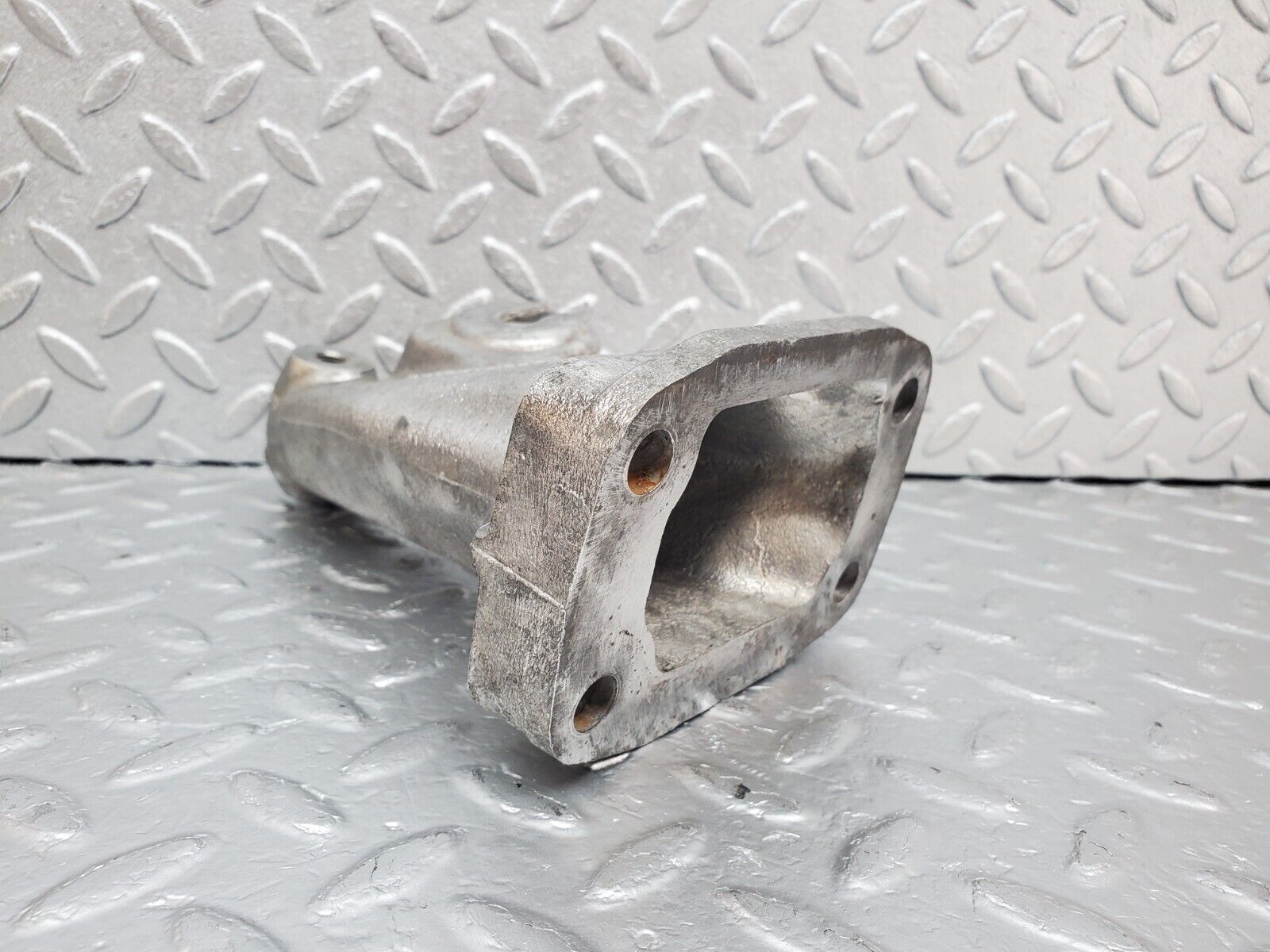 44398 Mercedes-Benz W123 280E Engine Mount Bracket Right Side 1232230304