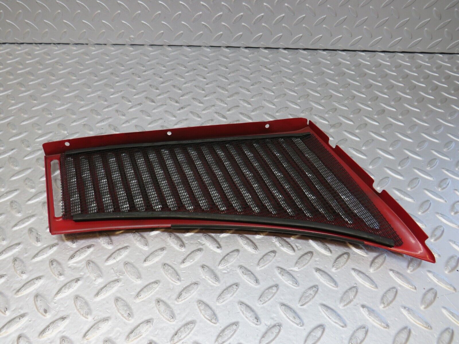 35371 Mercedes-Benz R107 280SL Air Vent Grill Left Side