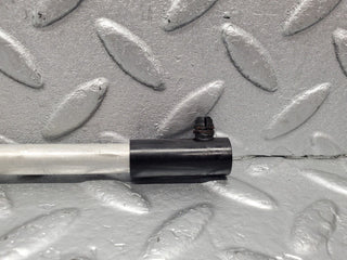 46279 Mercedes-Benz W126 420SE Camshaft Oil Tube