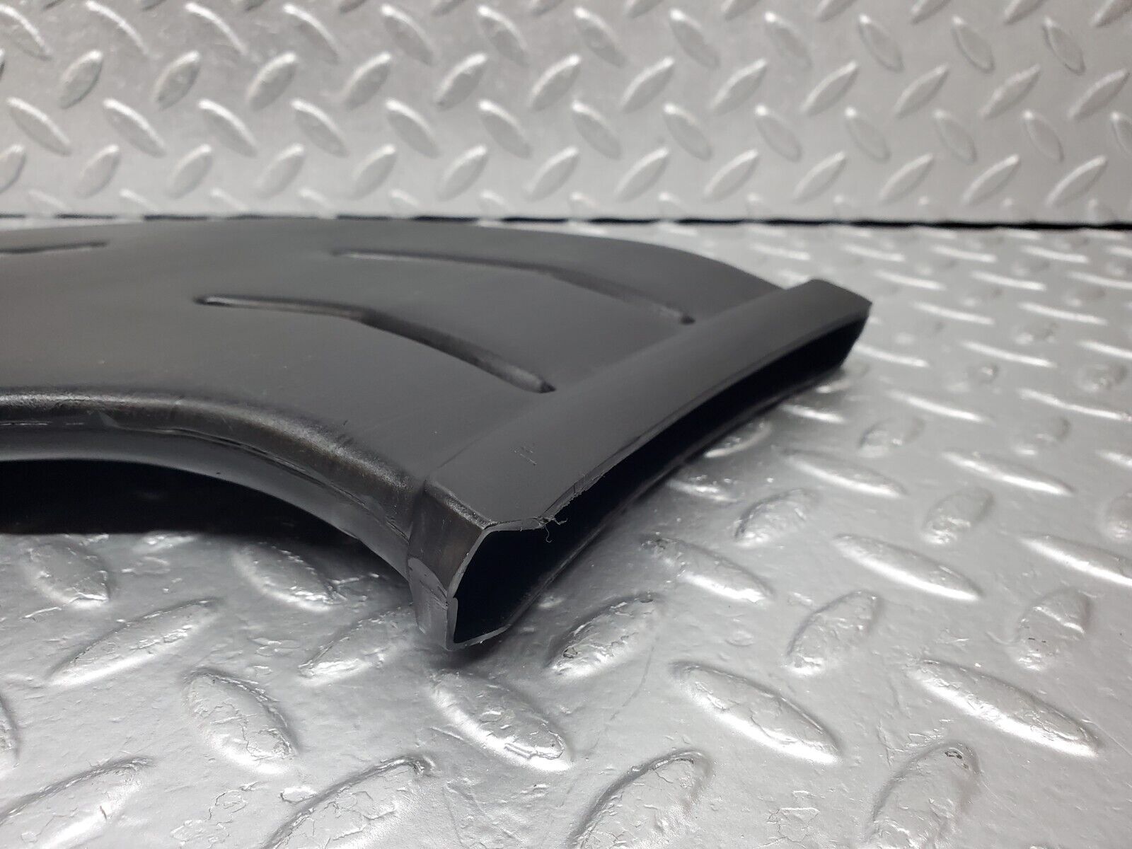 45625 Mercedes-Benz W126 420SE Air Duct Heater Ventilation Right 1268314846