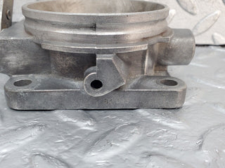 W123 throttle body valve used OEM
