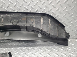 W126 Coupe water drain used OEM