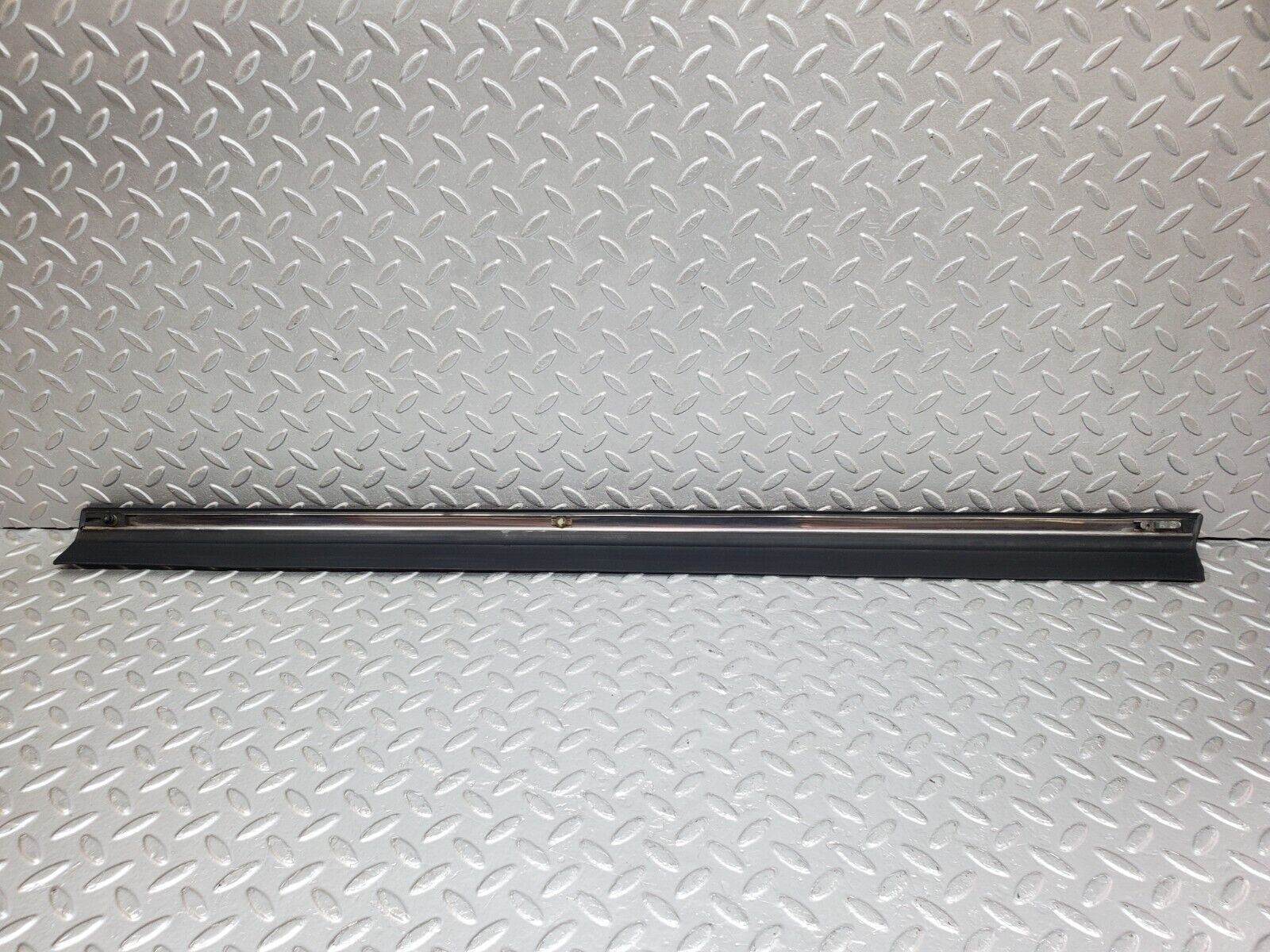 44541 Mercedes-Benz W123 280E Front Left Door Lower Moulding Trim