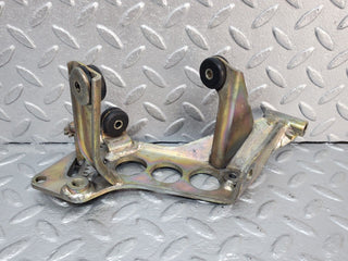 45368 Mercedes-Benz 280E M110.983 Power Steering Pump Bracket