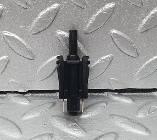 42991 Mercedes-Benz W201 190 Door Contact Switch 0015458714