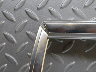 40262 Mercedes-Benz R107 Hardtop Windscreen Chrome Frame