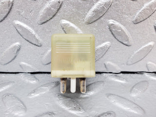 44945 Mercedes-Benz R129 300SL Coupe Door Window Control Relay 0015427819