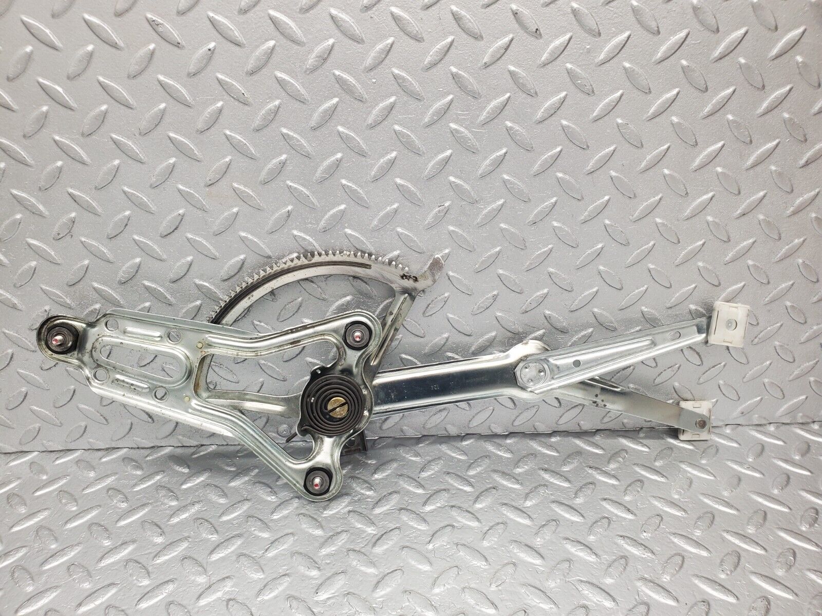 46135 Mercedes-Benz W124 Front Left Power Window Regulator