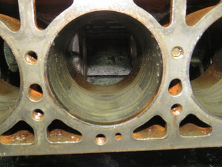 32806 Mercedes-Benz C107 R107 350 V8 Engine Block 1160110601 M116.982