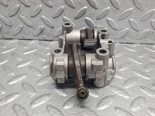 W124 rocker arms camshaft bearing block used OEM