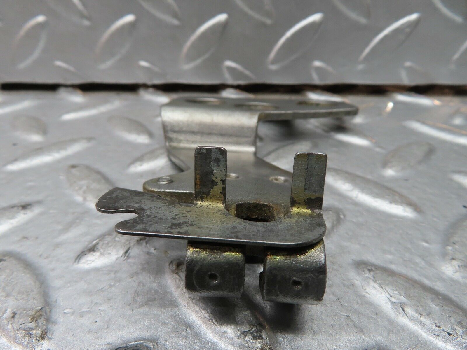 21372 Mercedes-Benz R107 450SL Gearbox Linkage