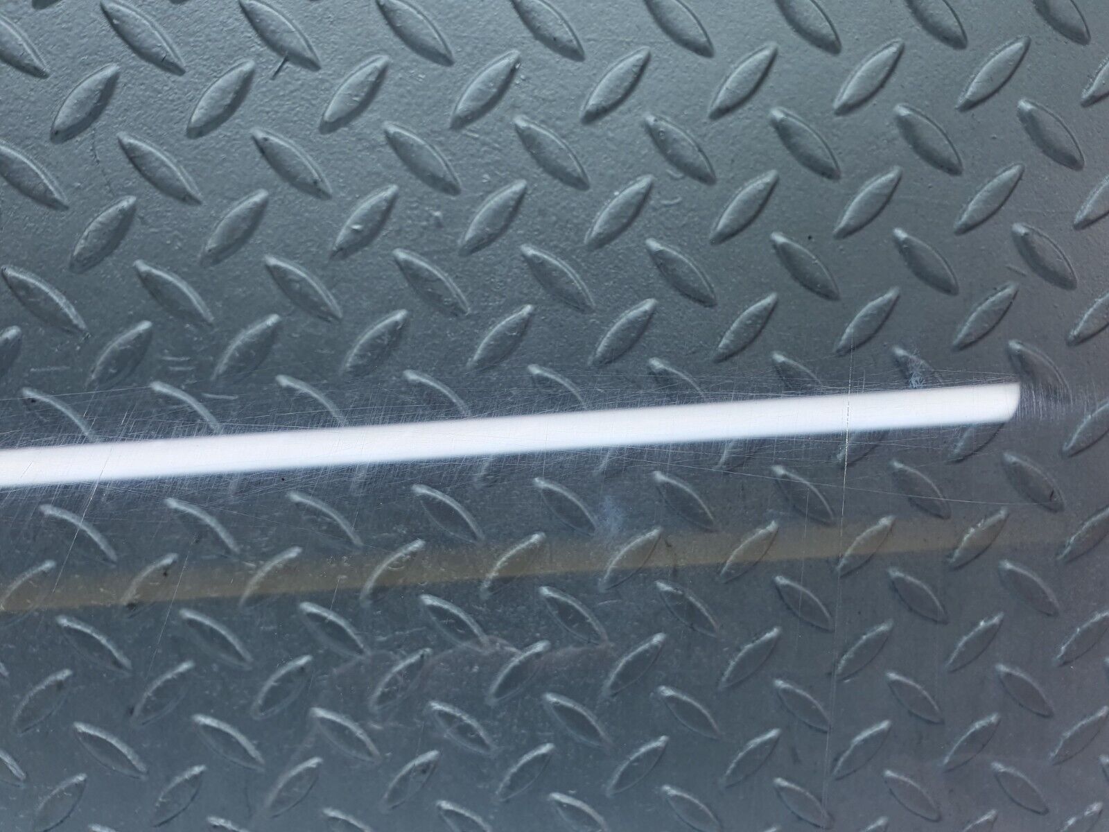 42869 Mercedes-Benz W201 190 2.0L Front Left Door Window Glass