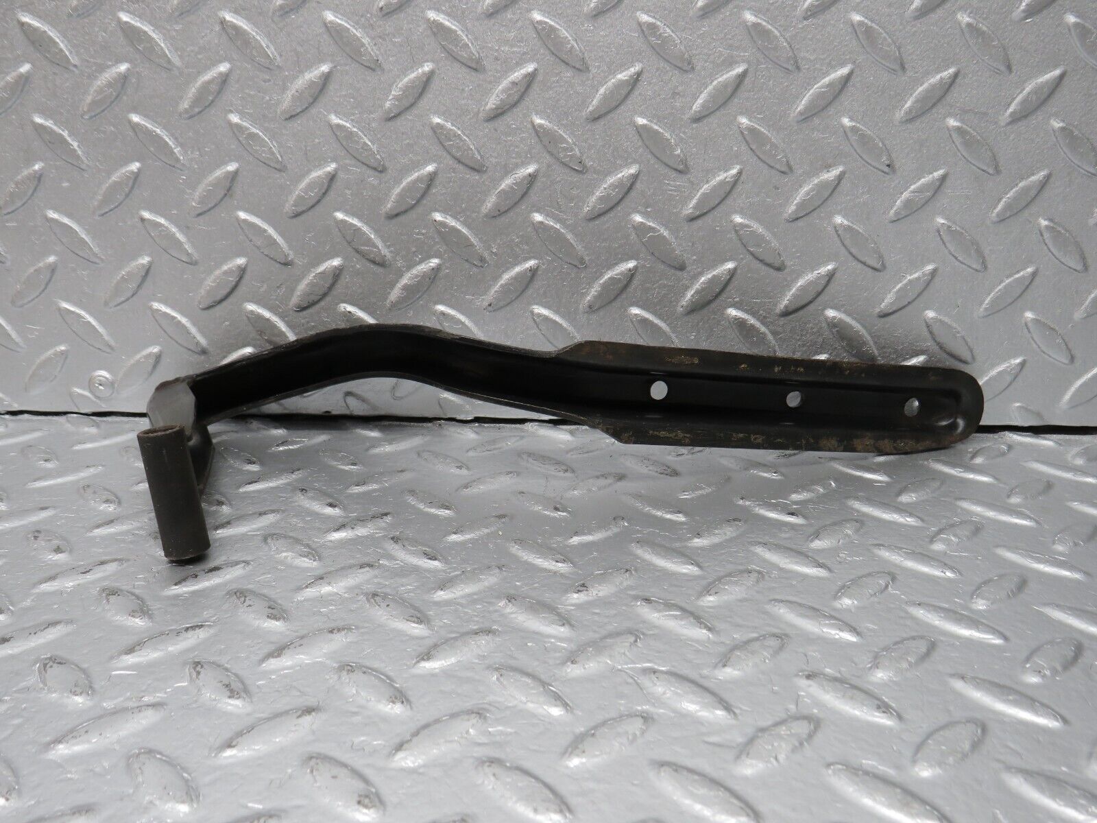 39912 Mercedes-Benz R107 350SL Soft Top Lid Hinge Left