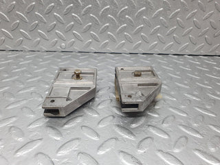 43582 Mercedes-Benz C126 380SEC Coupe Door Window Guide Bracket 1267250332