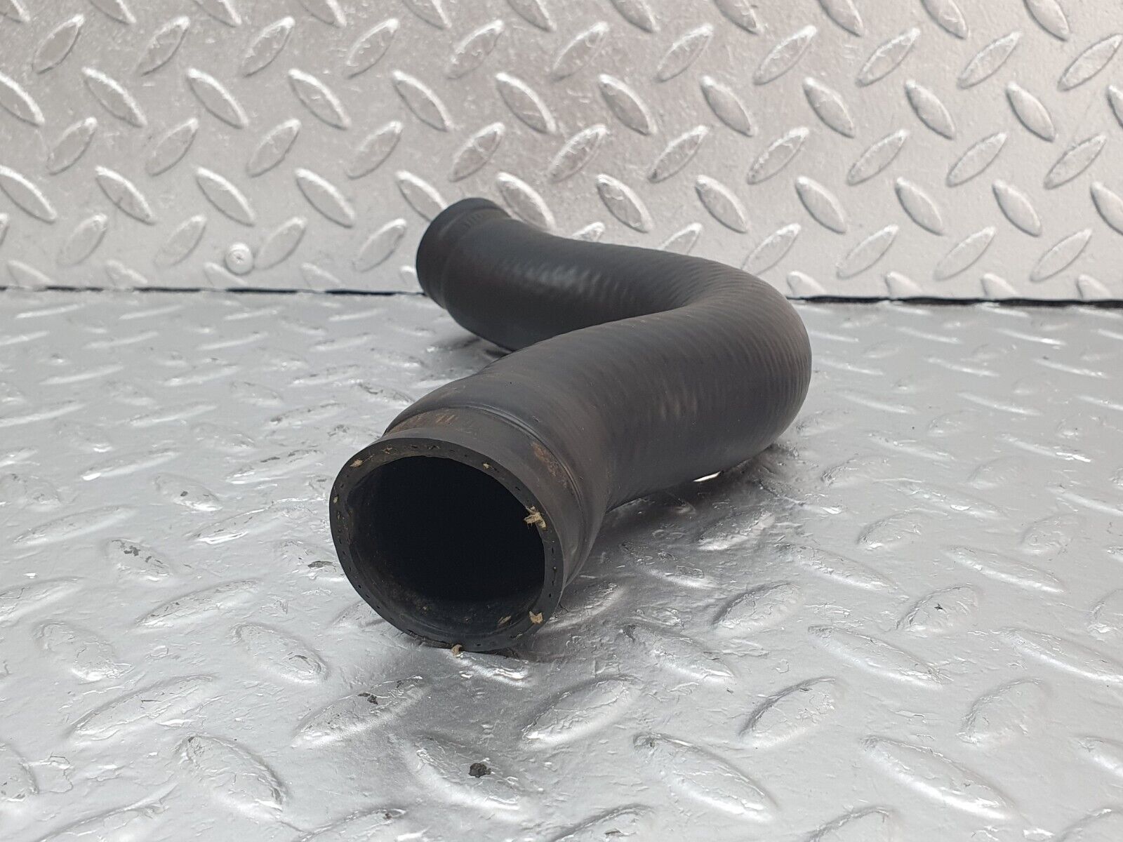 44024 Mercedes-Benz C123 230CE Coupe Radiator Hose Pipe 1235012382