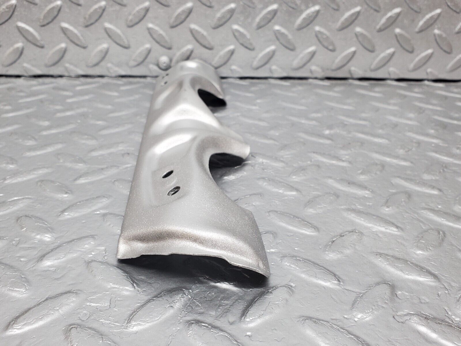 45901 Mercedes-Benz W126 420SE Exhaust Manifold Heat Shield