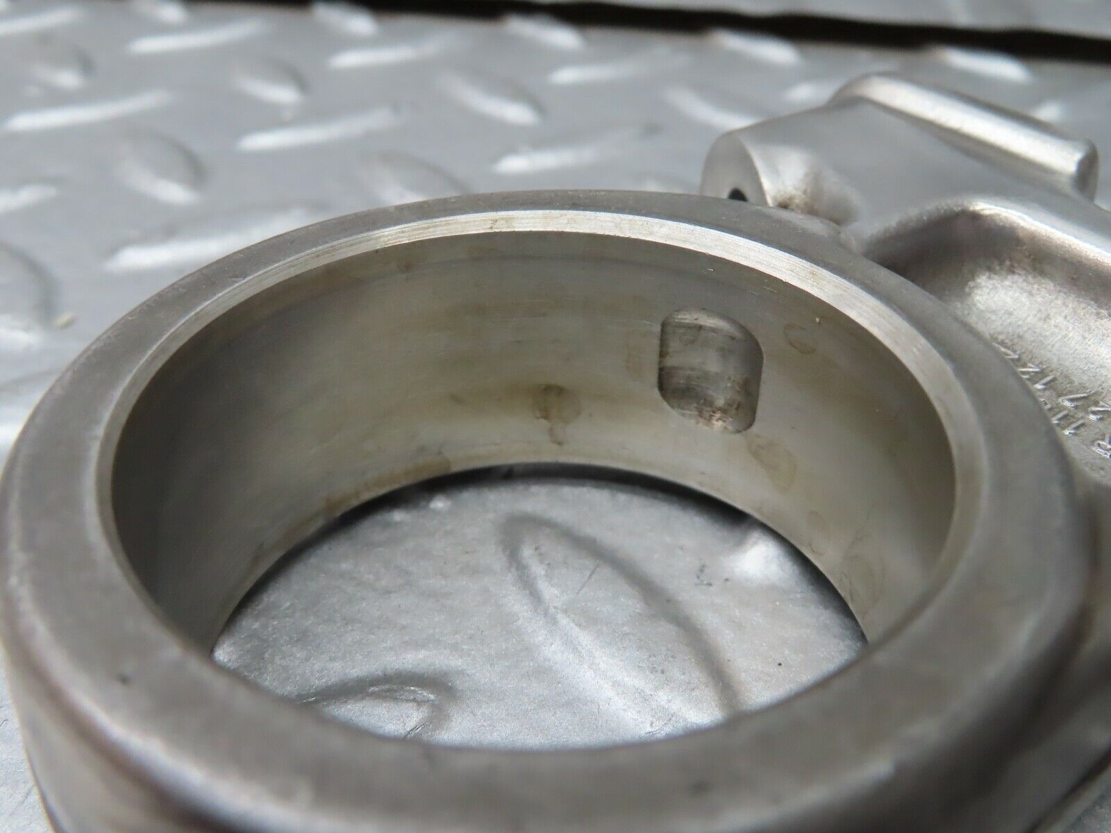 20675 Mercedes-Benz R107 450SL Camshaft Tower Bearing 1160512712