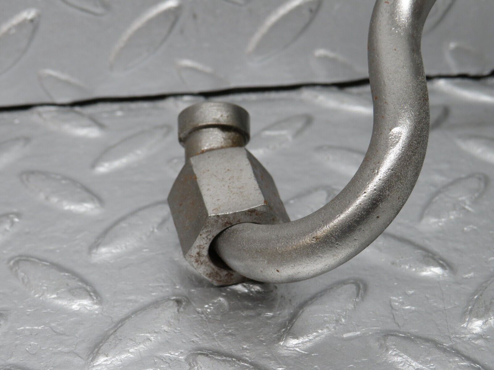 39286 Mercedes-Benz R107 500SL Air Conditioning Hose Pipe