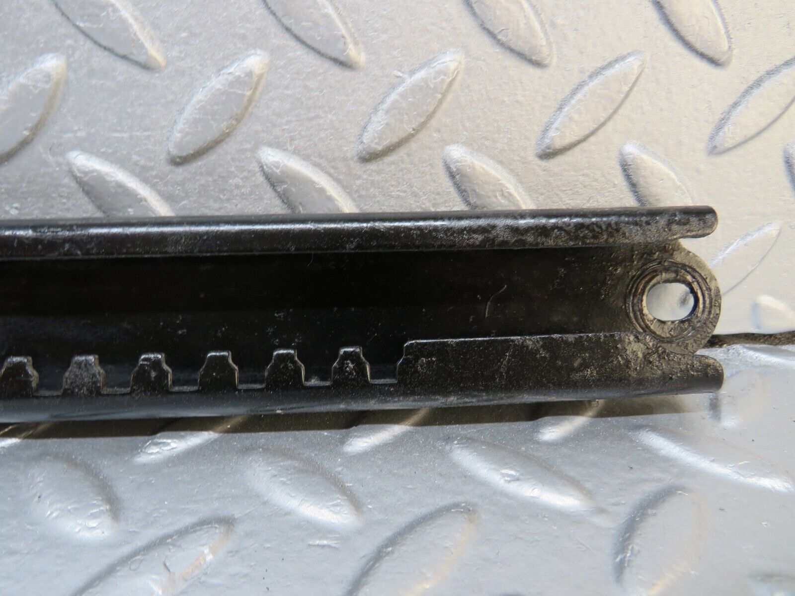 40183 Mercedes-Benz R107 350SL Front Right Seat Rail Pair